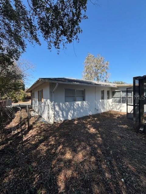 Building Photo - 9161 N Abbot Dr