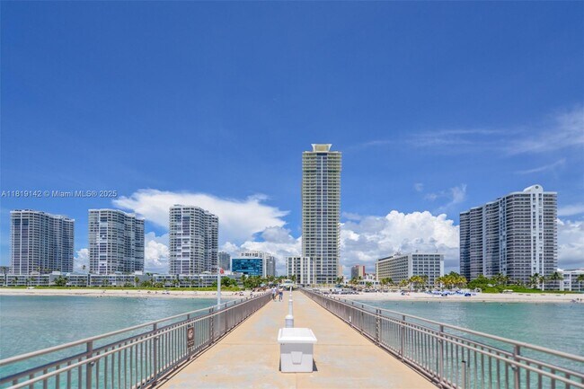 Building Photo - 16699 Collins Ave