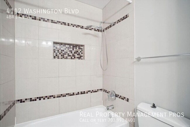 Building Photo - 4112 Washington Blvd