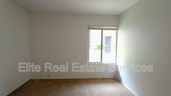 Building Photo - 5977 Caminito Yucatan