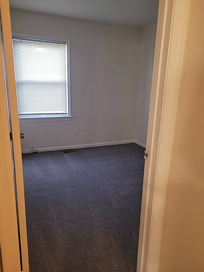 Building Photo - Spacious 3BR Townhome • $2,150 • Fenced Yard + Bonus Room • Prime Location