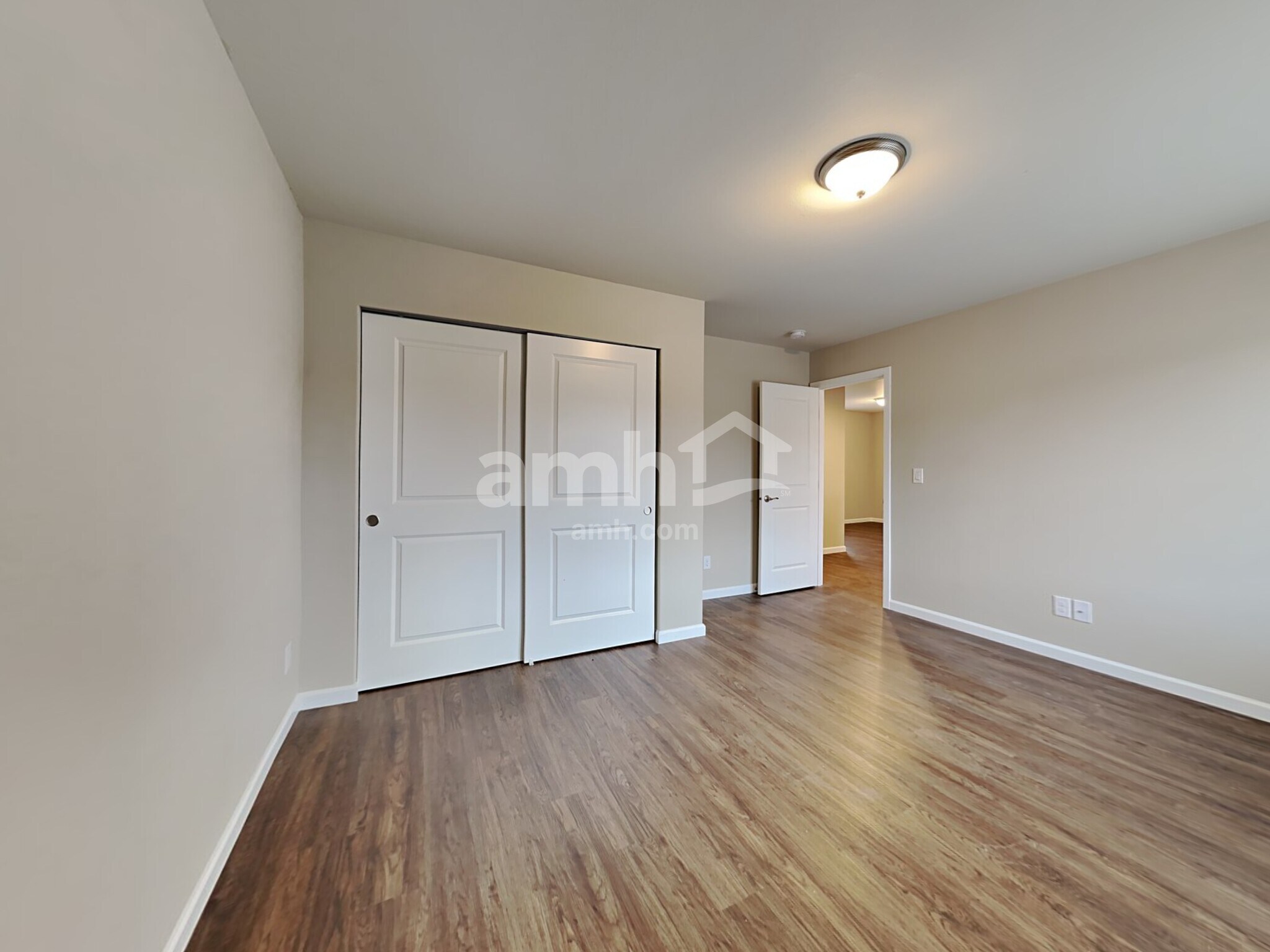 Building Photo - 306 Holdener Ln N