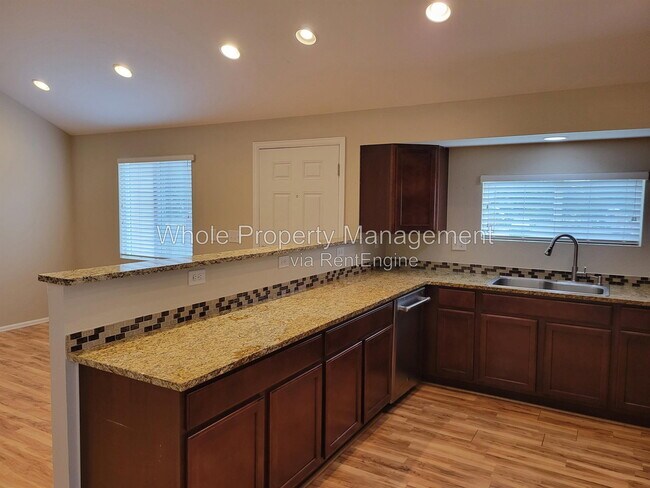 Building Photo - 17685 E Temple Dr