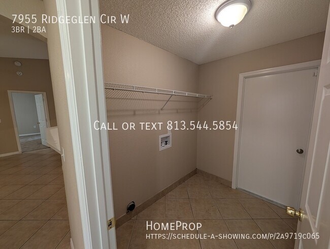 Building Photo - 7955 Ridgeglen Cir W