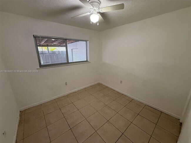 Building Photo - 3060 NW 20th St