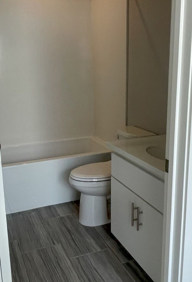 Building Photo - Embrace the Charm, Enjoy the Space, Love t...