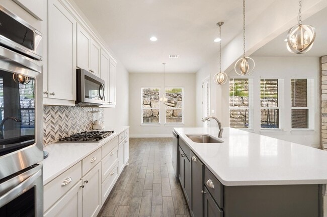 Building Photo - 2304 Arroyo Grande