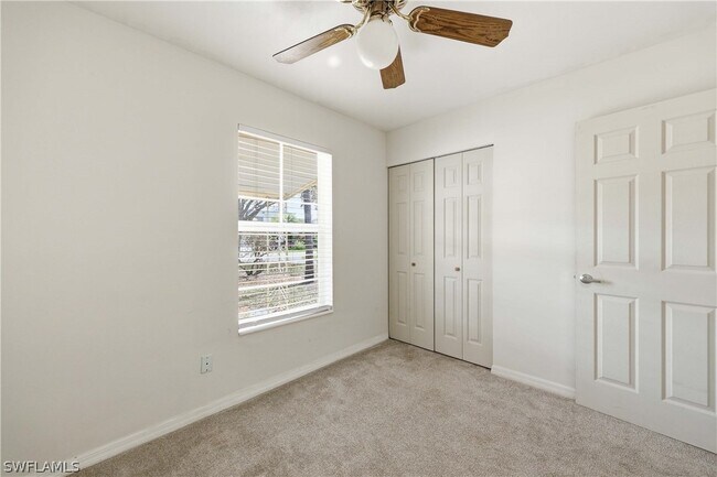 Building Photo - 1377 11th Ct N