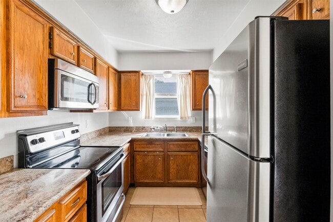 Building Photo - 3408 Augusta Ct