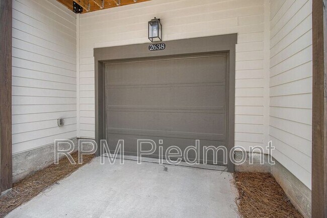 Building Photo - 2638 Caruso Wy