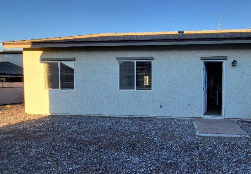 Building Photo - 1400 Star Rd