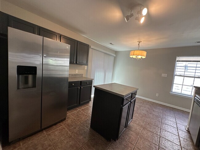 Building Photo - 12143 Brownestone View Dr