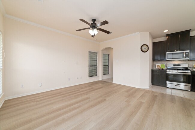 Building Photo - 6702 Honey Harvest Ln