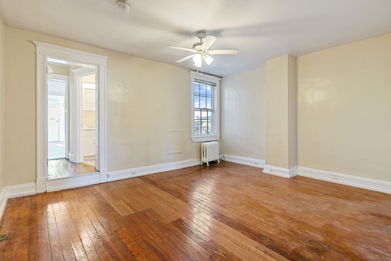 Building Photo - 2916 Guilford Ave