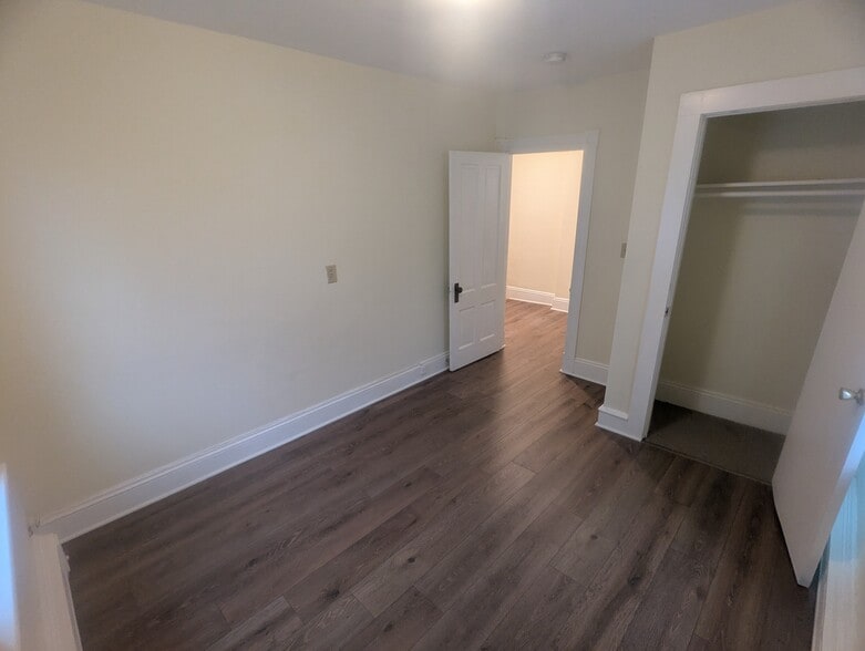 Building Photo - 110 Spring St