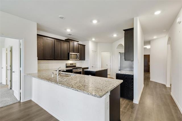 Building Photo - 500 Cowboy Wy