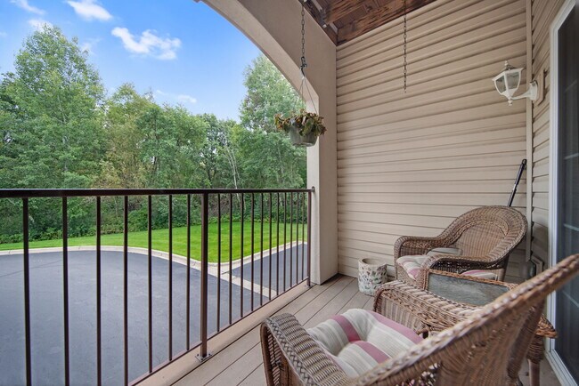 Building Photo - 15631 Linnet St NW