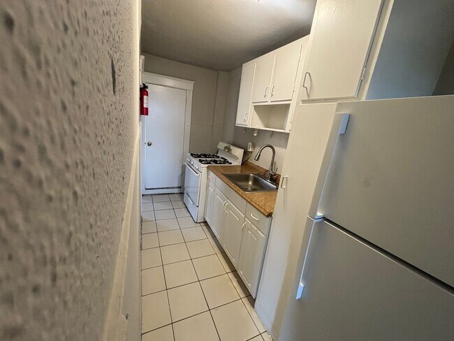 Building Photo - 7274 Radbourne Rd