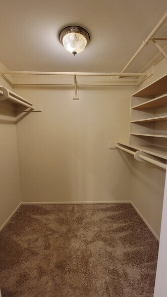 Building Photo - 1328 E Hermosa Dr