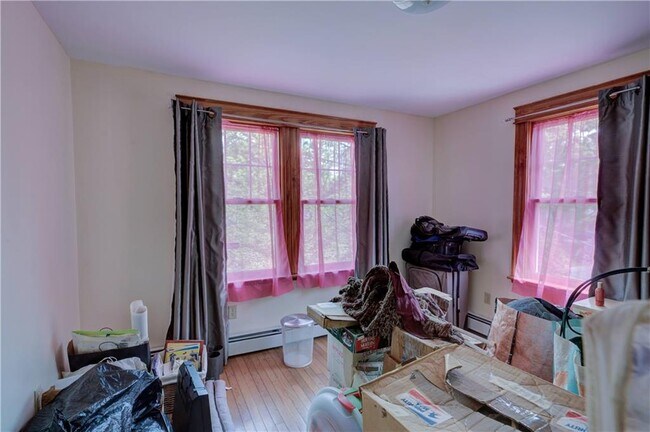 Building Photo - 127 Foote St