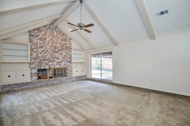 Building Photo - 3903 Kiamesha Dr