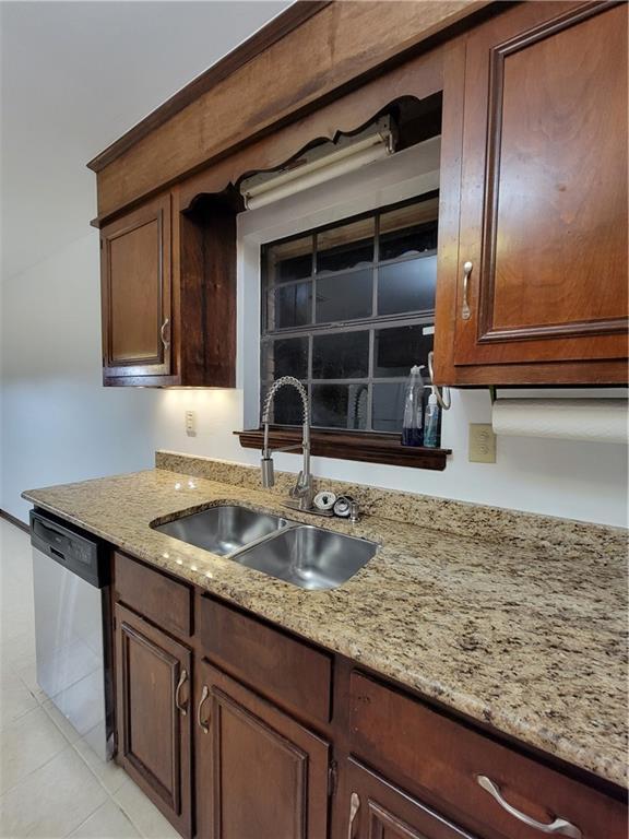 Building Photo - 8860 Dawes Point Dr