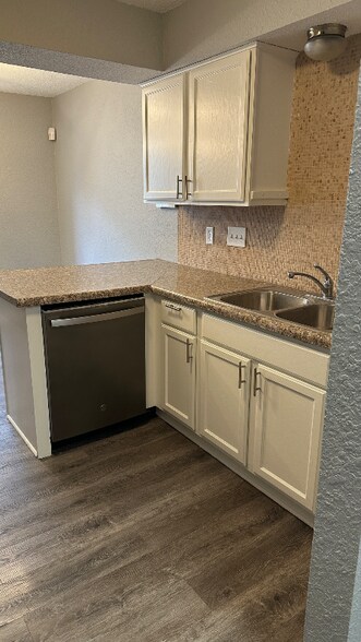 Building Photo - 4404 83rd Cir N