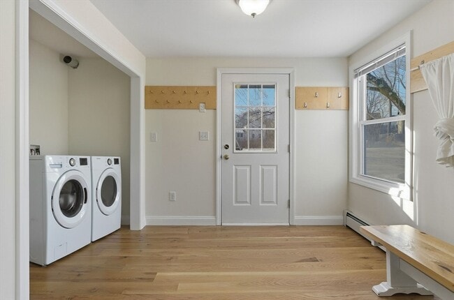 Building Photo - 45R South