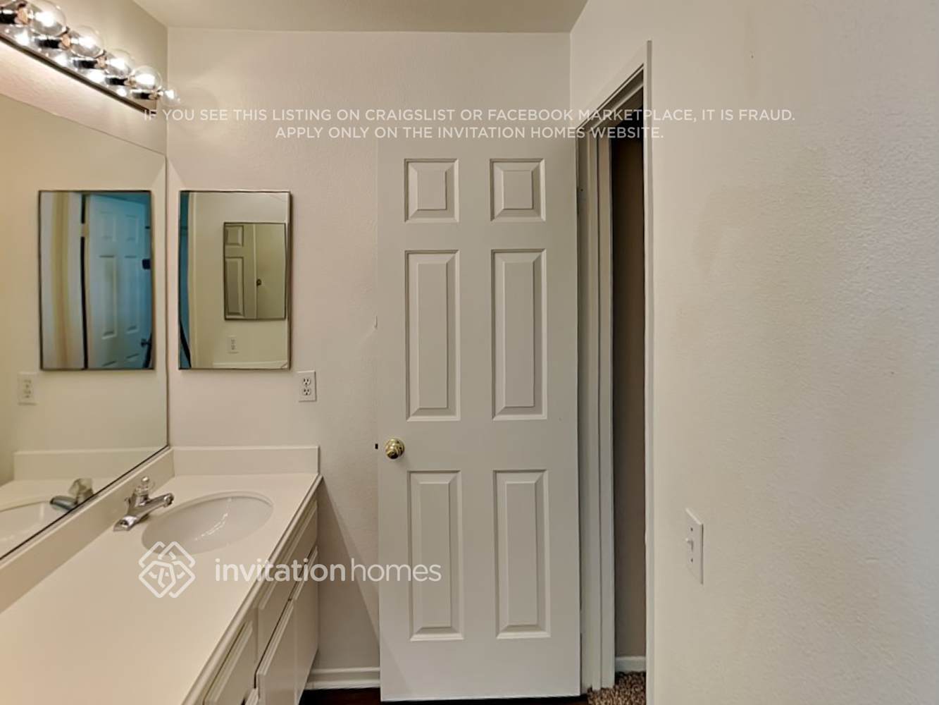 Building Photo - 30824 Medinah Way