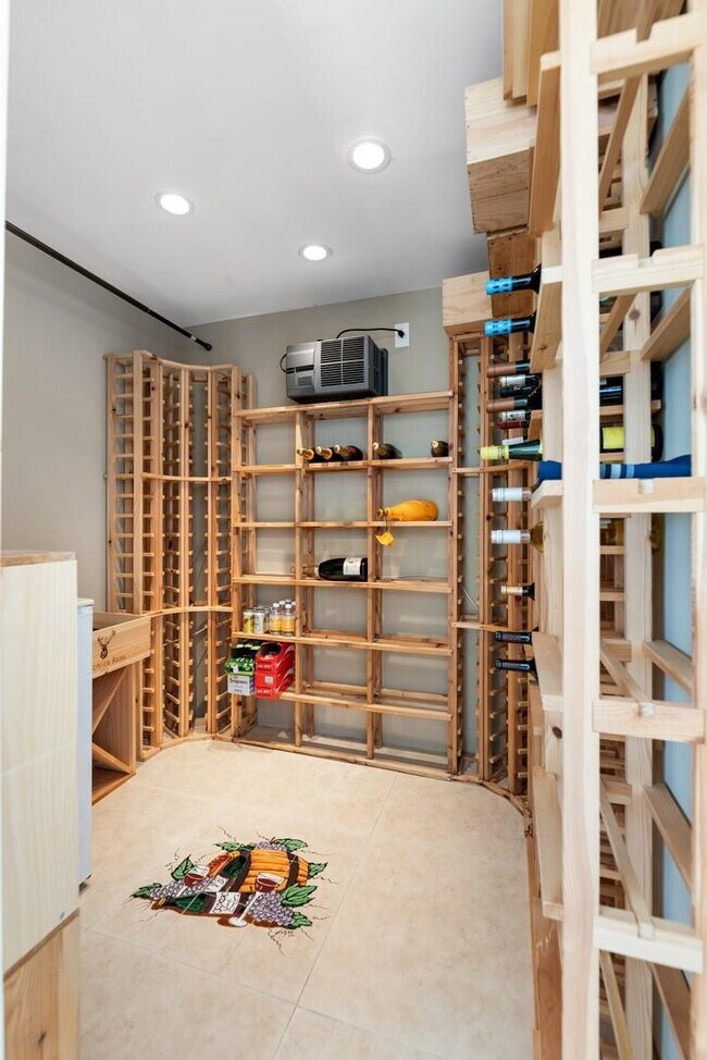 Building Photo - 2000 S Ocean Dr