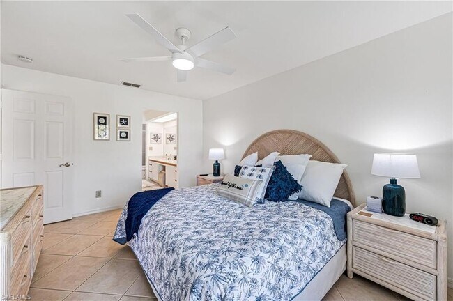 Building Photo - 887 Gulf Pavillion Dr