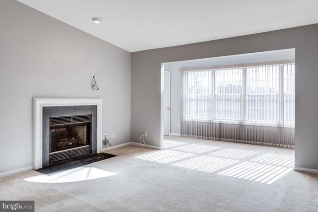 Building Photo - 7501 Ashby Ln