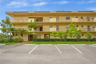 Building Photo - 301 Cambridge Rd