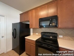 Building Photo - 2149 Hazelwood Dr