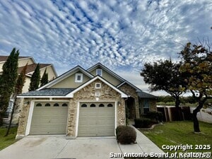 Primary Photo - 102 Lindseys Cove