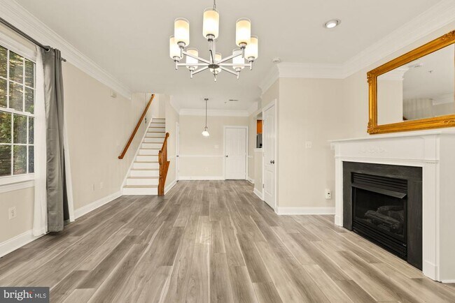 Building Photo - 640 Orchard Ridge Dr