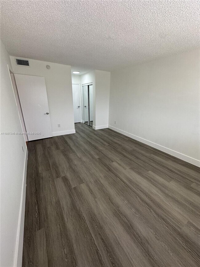 Building Photo - 7703 Camino Real
