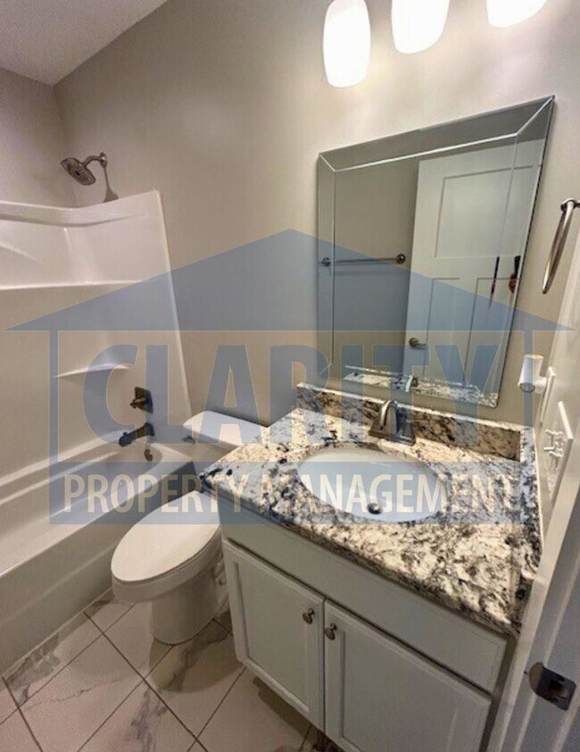 Building Photo - Charming 3-bedroom home!
