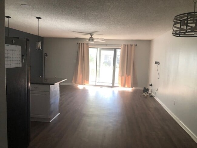 Building Photo - 27C Golf Colony