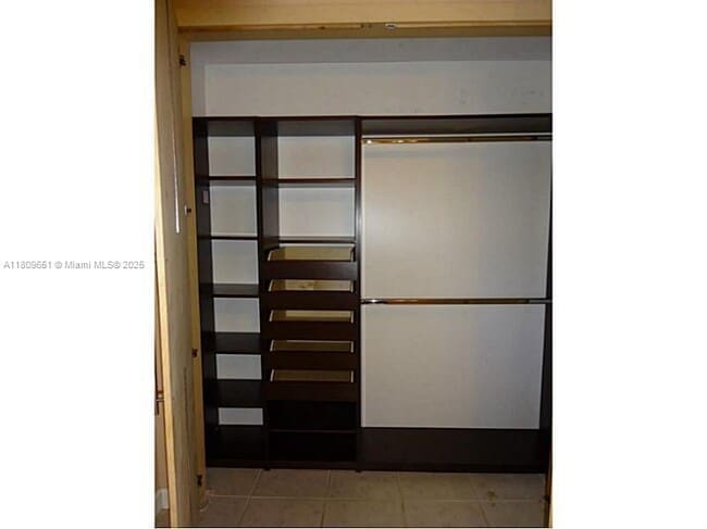 Building Photo - 2631 Alcazar Dr