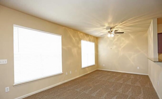 Building Photo - 3 bedroom in Coppell TX 75019