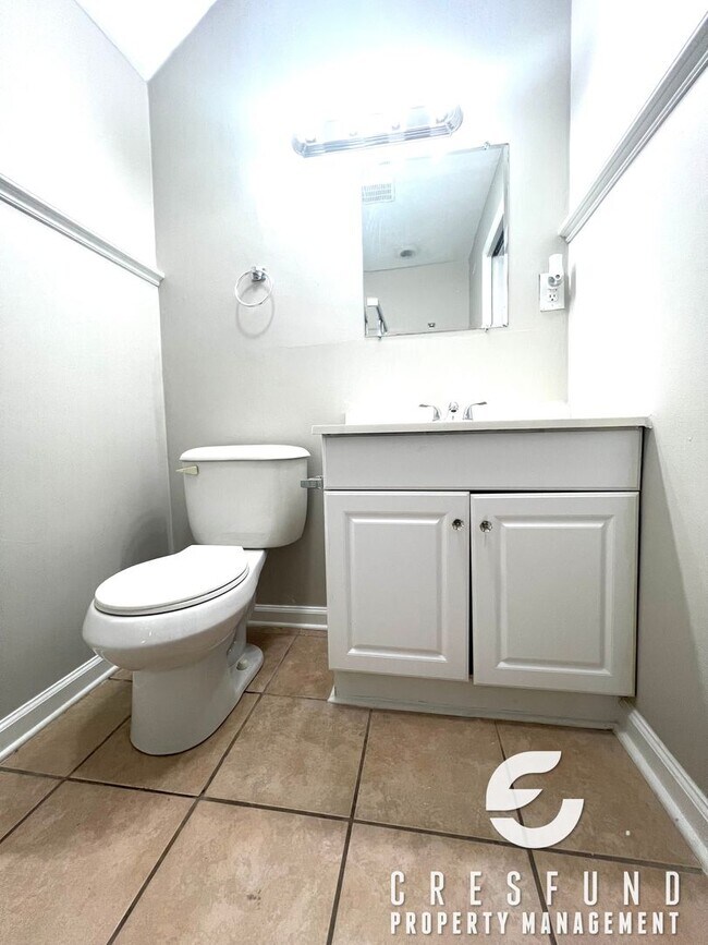 Building Photo - Coming Soon (End of July) 3Br 3 Bath Locat...