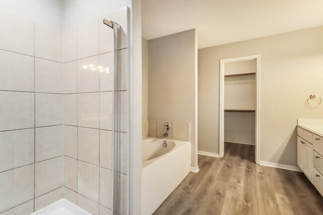 Building Photo - 17819 Yellow Birch Trail