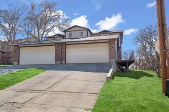 Building Photo - 8566-8568-8568 Wasatch Blvd