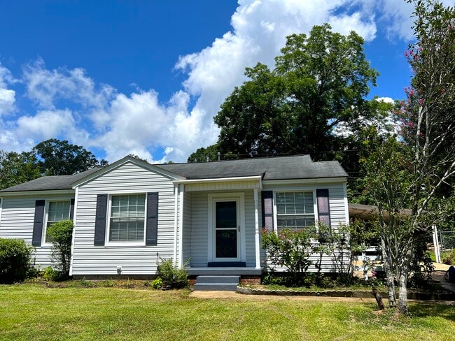 Primary Photo - 36 Maplewood Ln