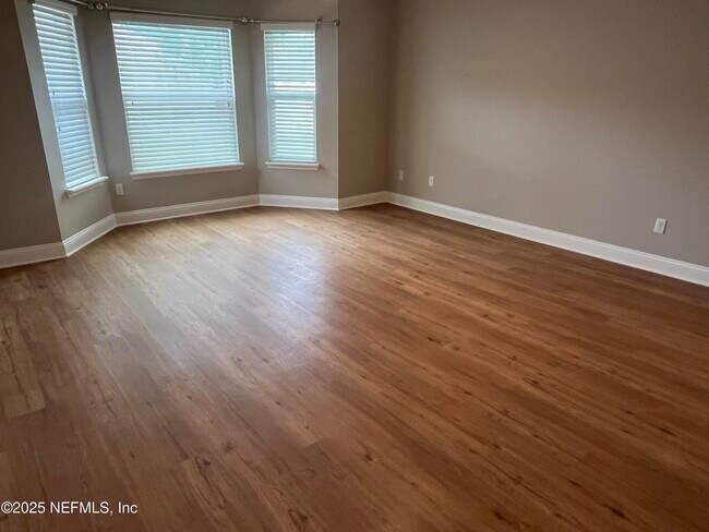 Building Photo - 2597 Cody Dr