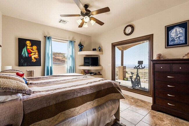 Building Photo - 12705 Chuck Wagon Rd