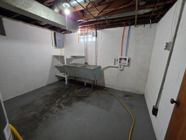 Building Photo - 40 N Gould Rd