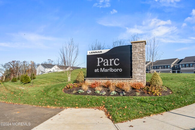 Building Photo - 306 Pilot St