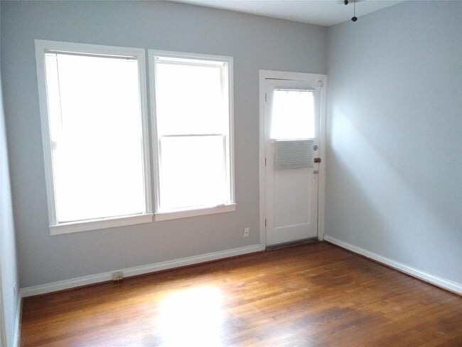 Building Photo - 1722 Haver St